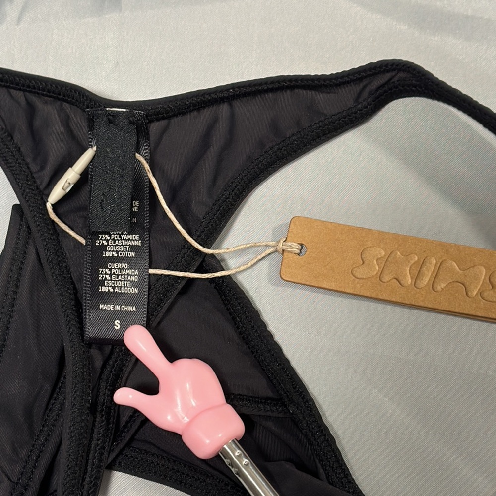Skims High Waisted Thong - Picture 3 of 3